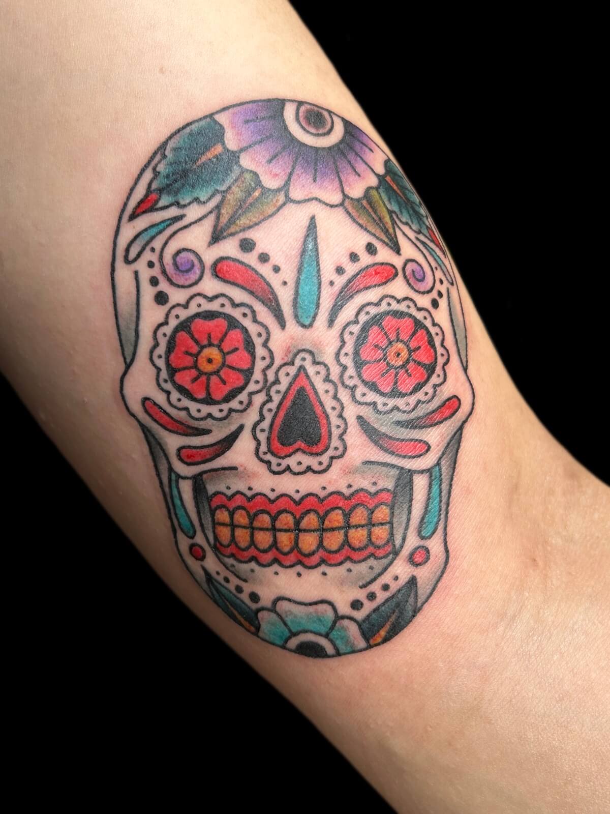 カラーのシュガースカルタトゥー